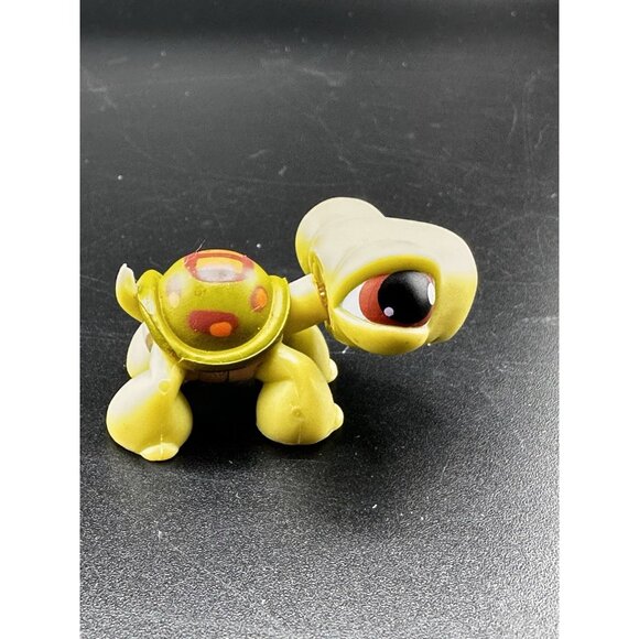 Littlest Pet Shop LPS Authentic Turtle #8 2004 Hasbro-2 - Picture 4 of 6